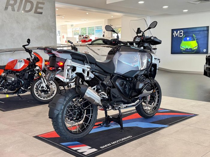 2026 BMW Motorrad R 1300 GS Adventure Triple Black R 1300 Black