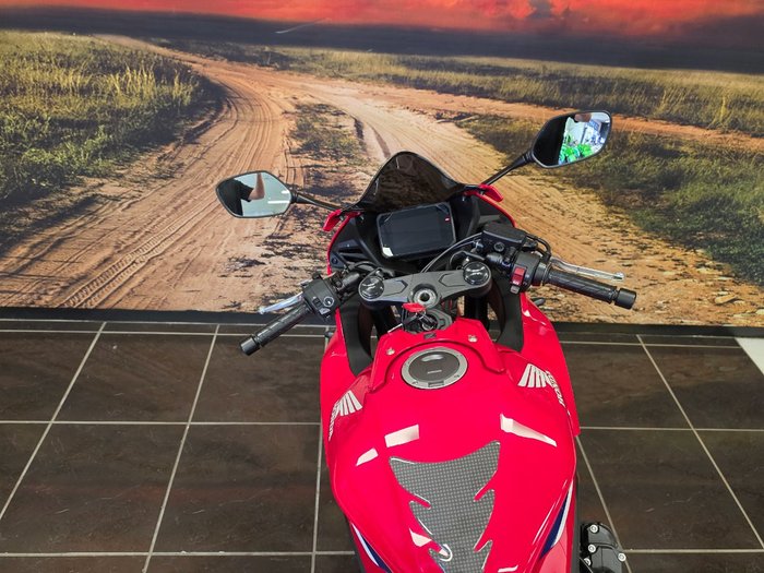 2026 Honda CBR650RAC RED