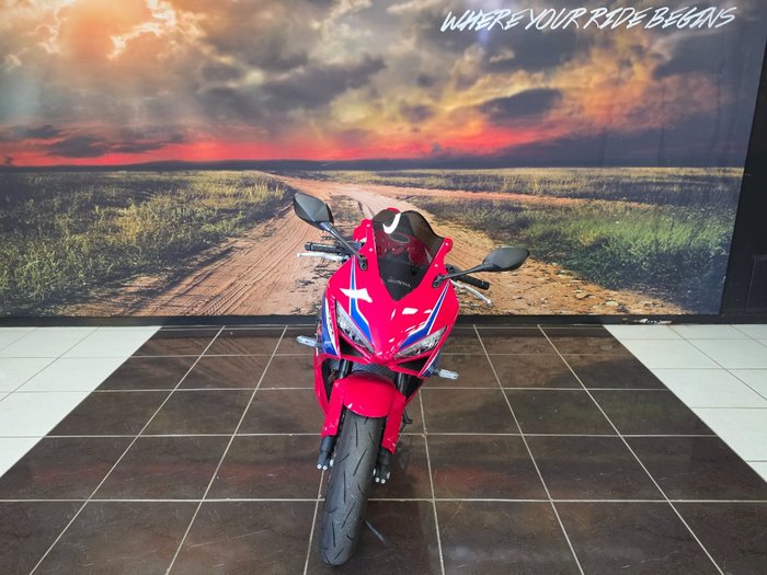 2026 Honda CBR650RAC RED