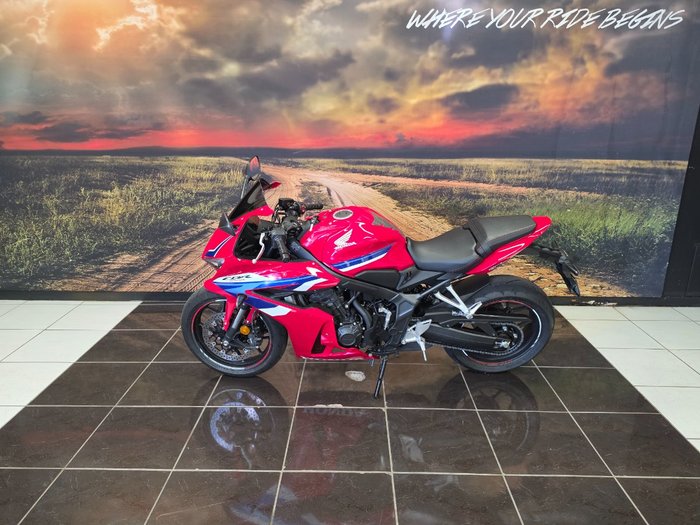 2026 Honda CBR650RAC RED