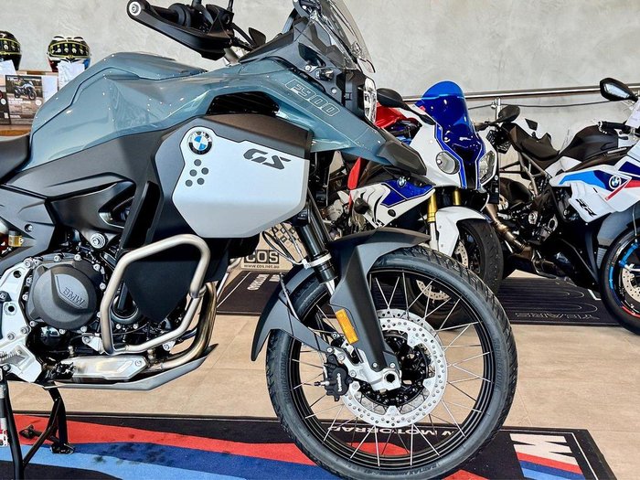 2026 BMW Motorrad F 900 GS Adventure Ride Pro F 900 Green