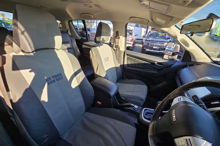 2019 Isuzu MU-X LS-T
