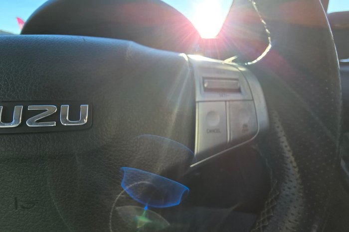 2019 Isuzu MU-X LS-T