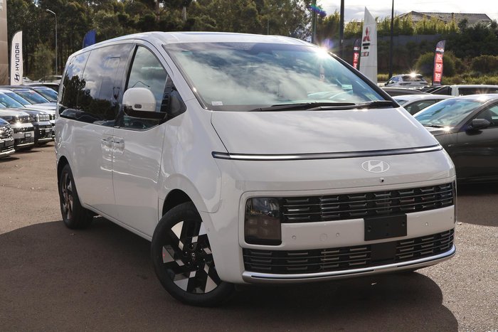 2026 Hyundai STARIA