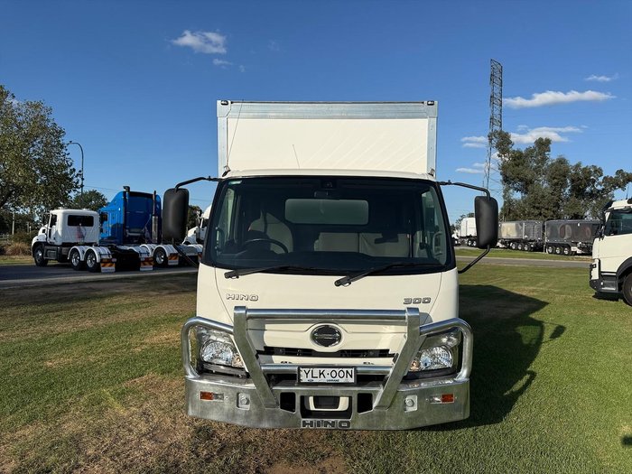2021 Hino 300 Series