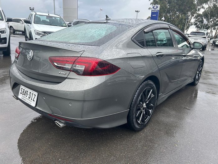 2018 Holden Commodore RS