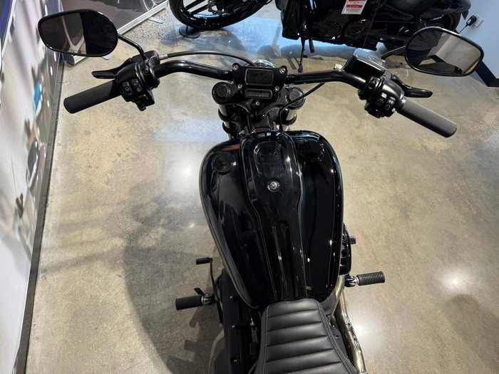 2021 Harley-Davidson Softail Standard 107 (FXST) Softail Black