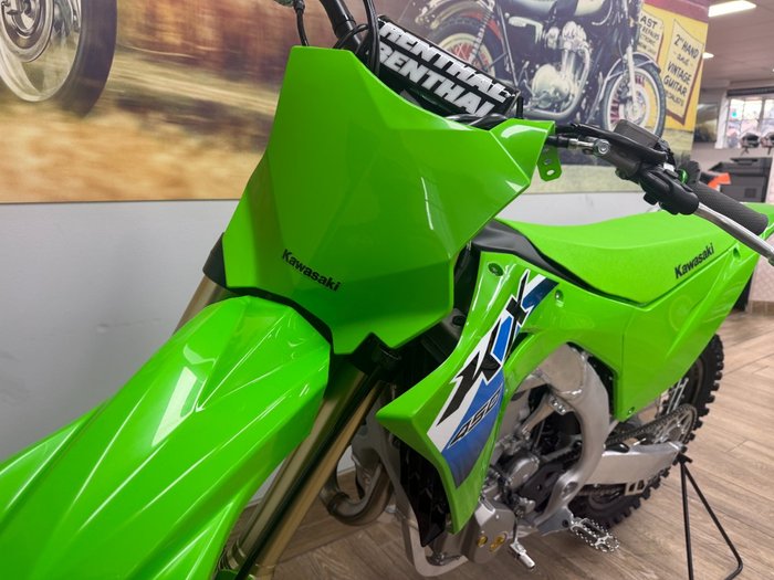 2026 Kawasaki KX450 GREEN