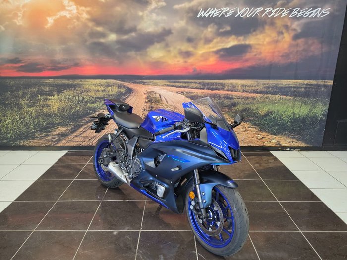 2023 Yamaha YZF-R7LA BLACK