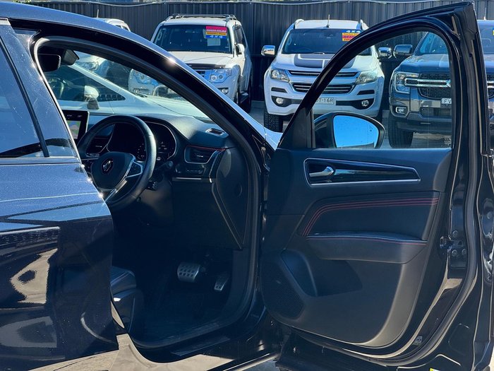 2022 Renault Arkana R.S. Line