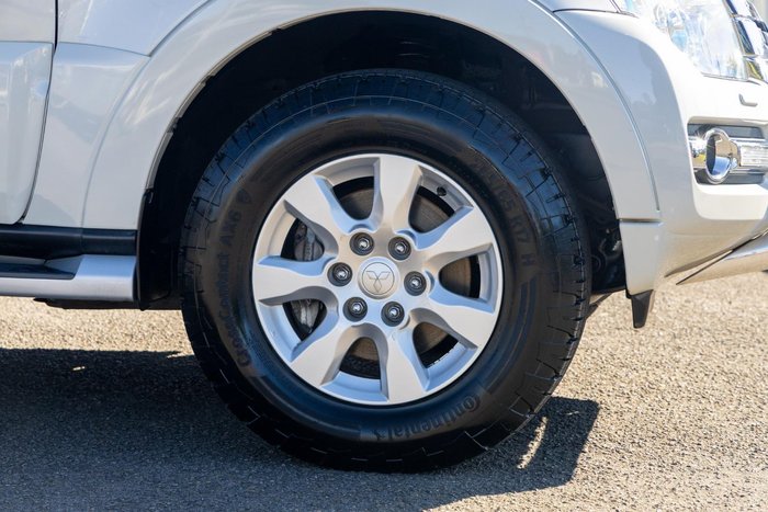 2019 Mitsubishi Pajero GLX
