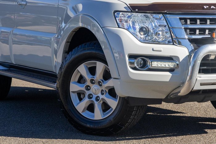 2019 Mitsubishi Pajero GLX