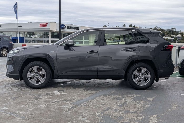 2025 Toyota RAV4 GX