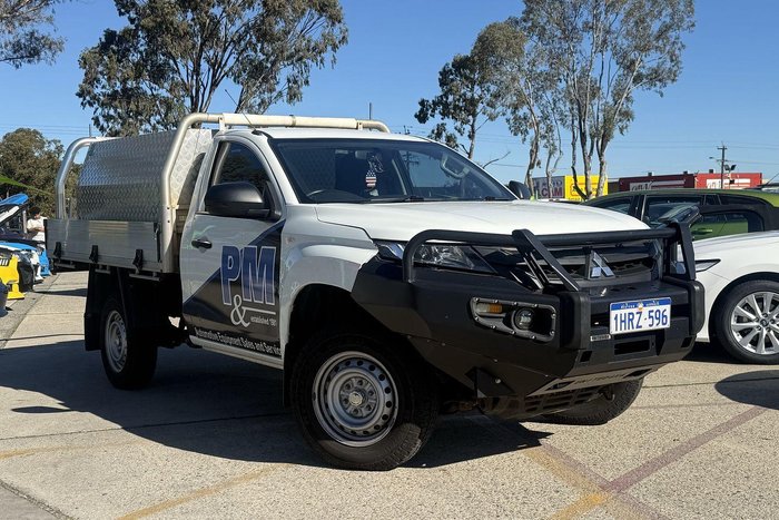 2022 Mitsubishi Triton