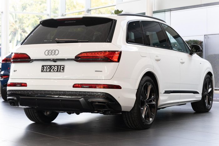 2025 Audi Q7 TFSI 250kW S line