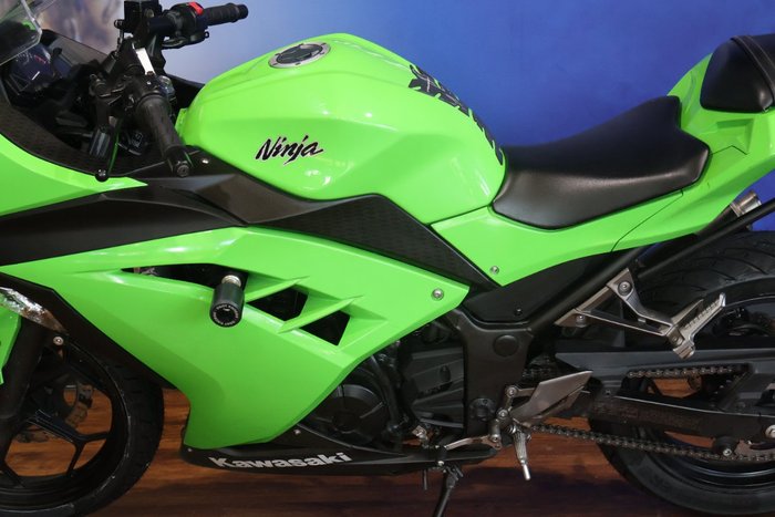 2013 Kawasaki NINJA 300 ABS Green