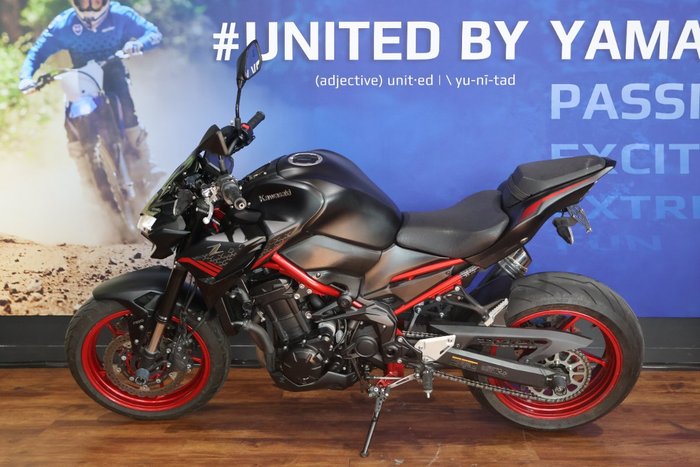 2019 Kawasaki Z900 (ZR900) Black