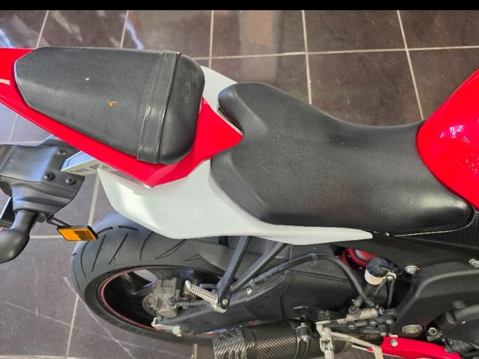 2013 Yamaha YZF-R6 RED/WHITE