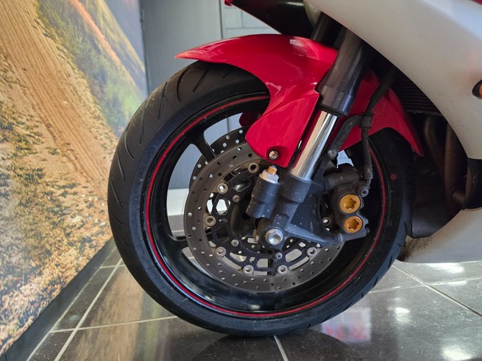 2013 Yamaha YZF-R6 RED/WHITE