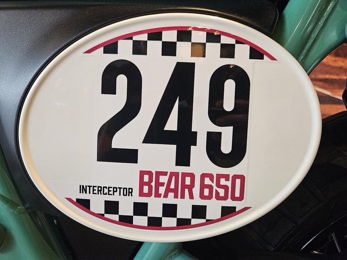 2025 Royal Enfield Bear 650 650 Twin White