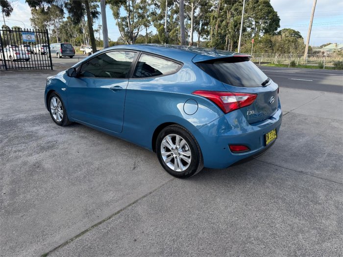 2014 HYUNDAI i30 SE