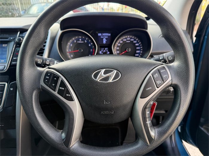 2014 HYUNDAI i30 SE