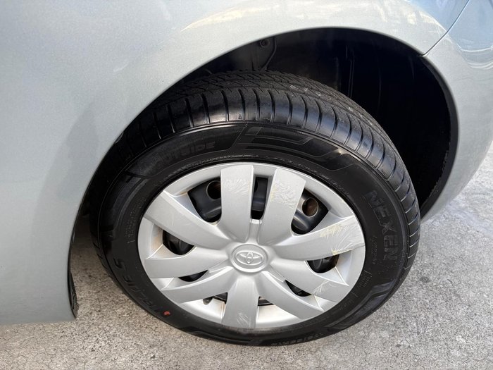 2010 Toyota Yaris YR