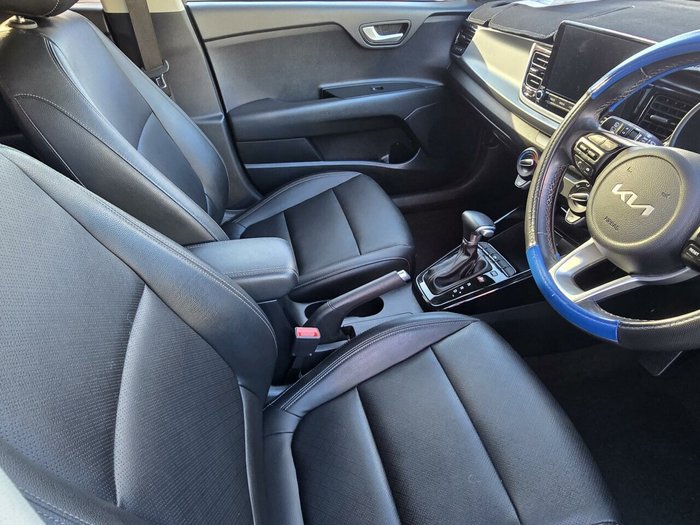 2022 Kia Rio SX
