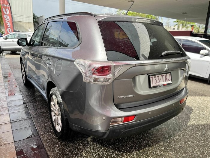 2013 Mitsubishi Outlander LS