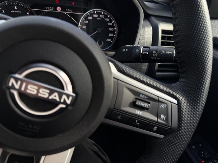2026 Nissan Navara ST