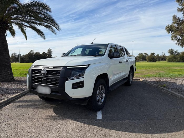 2026 Nissan Navara ST