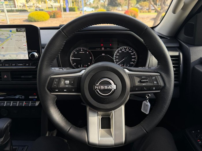 2026 Nissan Navara ST