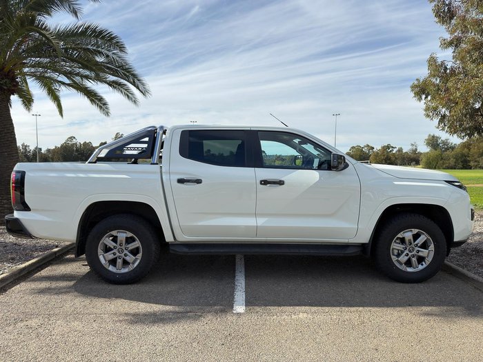 2026 Nissan Navara ST