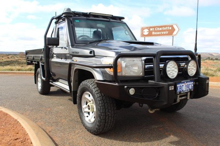2016 Toyota Landcruiser
