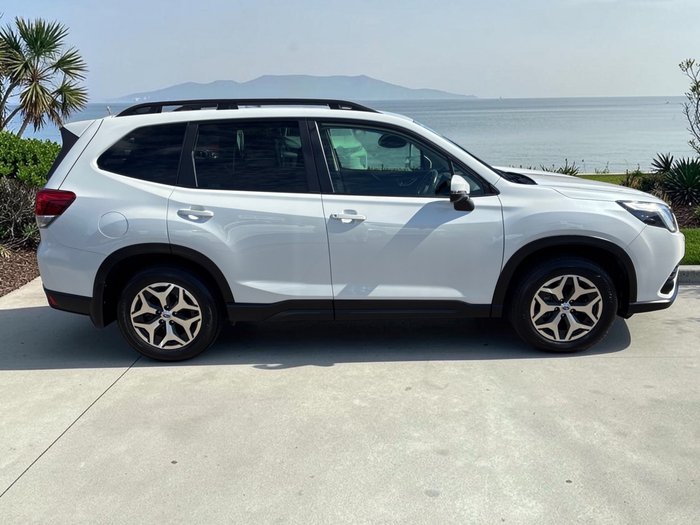 2023 Subaru Forester 2.5i