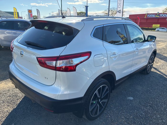 2017 Nissan QASHQAI Ti