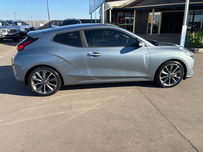 2019 Hyundai Veloster (No Badge)