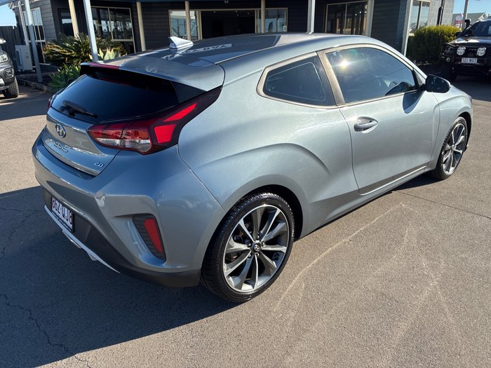 2019 Hyundai Veloster (No Badge)