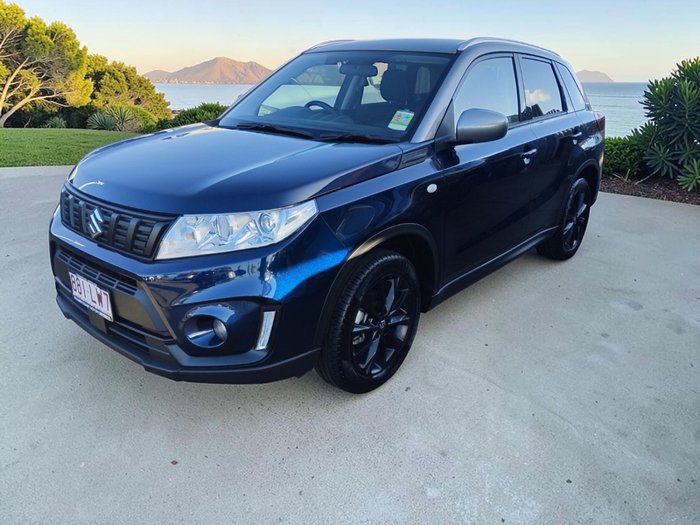 2023 Suzuki Vitara (No Badge)