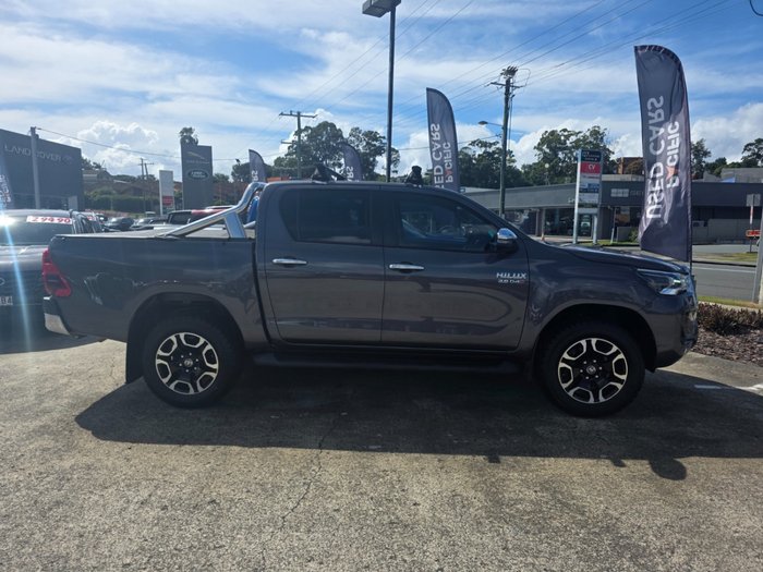 2023 Toyota HiLux SR5