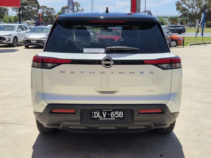 2025 Nissan Pathfinder Ti