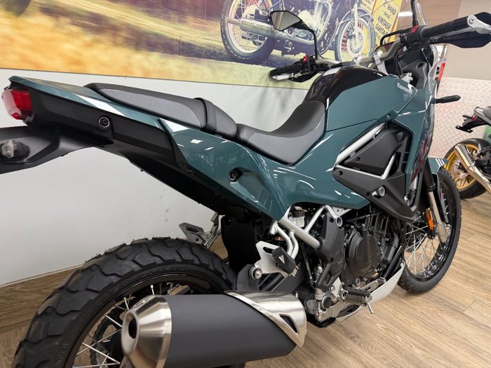 2026 Kawasaki KLE 500 SE KLE500DTFAW Black