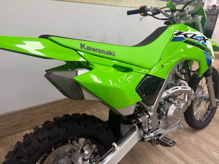 2026 Kawasaki KLX140R GREEN