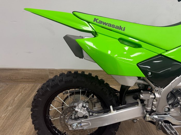 2026 Kawasaki KLX140R GREEN