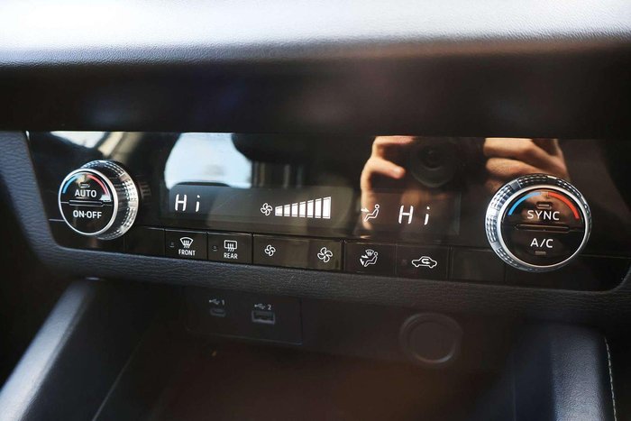 2023 Mitsubishi Outlander ES