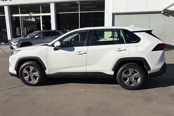 2023 Toyota RAV4 GX