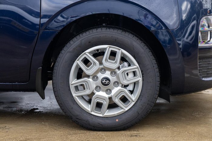 2026 Hyundai STARIA LOAD Premium