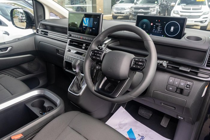 2026 Hyundai STARIA LOAD Premium