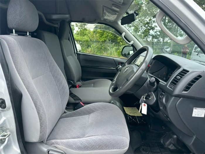 2015 Toyota Hiace