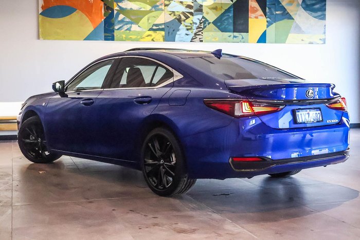 2024 Lexus ES 300h F Sport